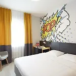 Crystal Lausanne