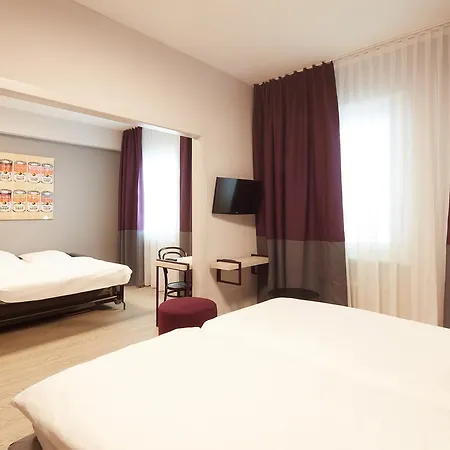 Ξενοδοχείο Crystal 3*