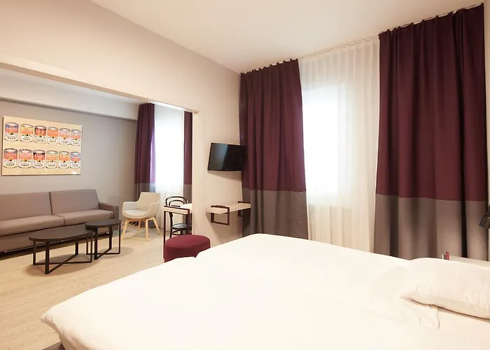 Crystal Hotel Lozanna